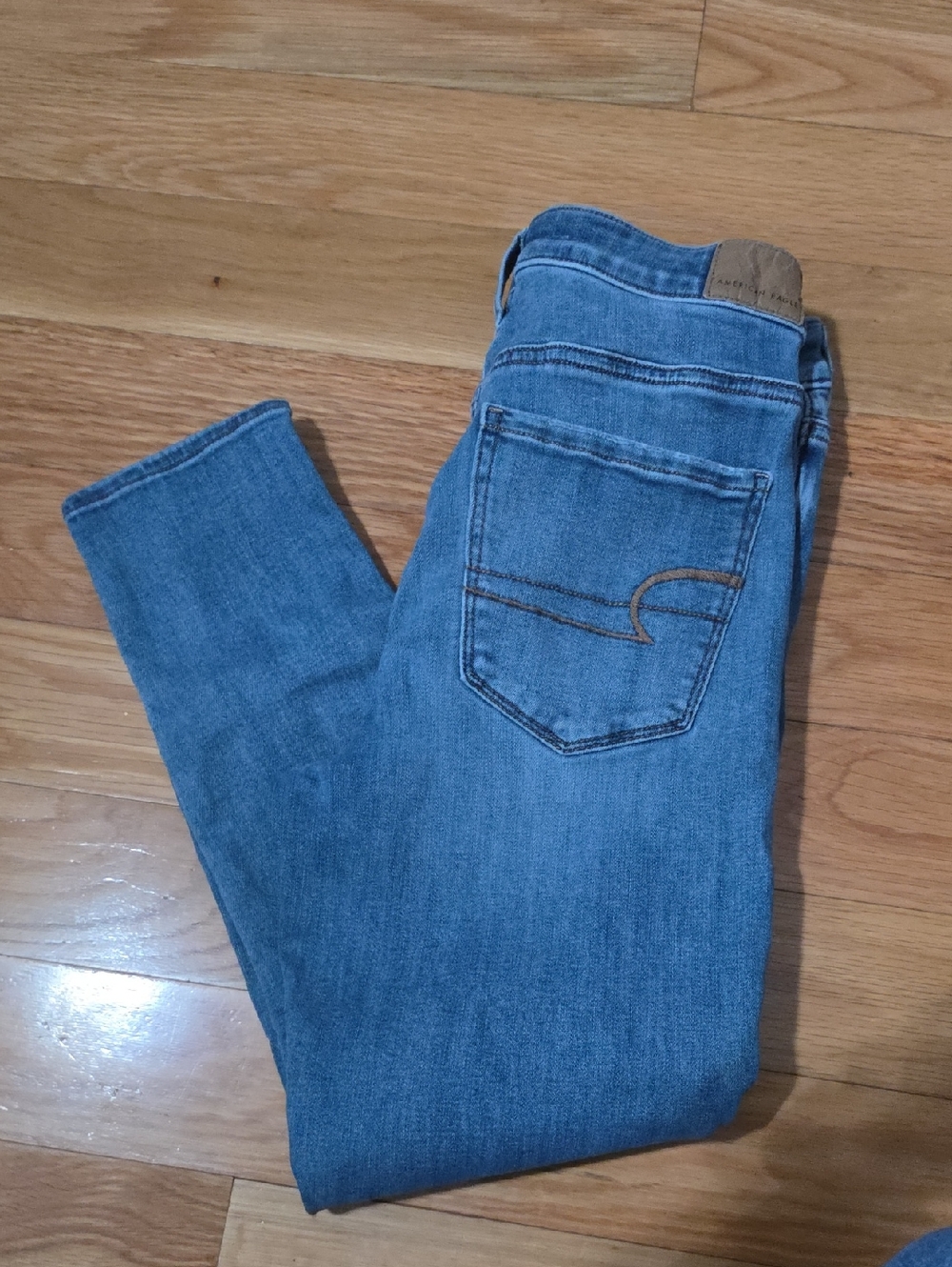 American Eagle Outfitters Light Blue Skinny Jeans